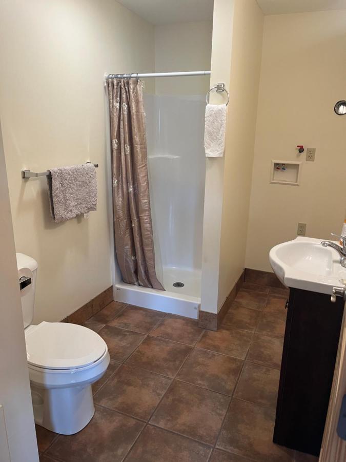 Creekside Downtown Vacation Suites, Only Adults 25 Or Older Buffalo Eksteriør billede