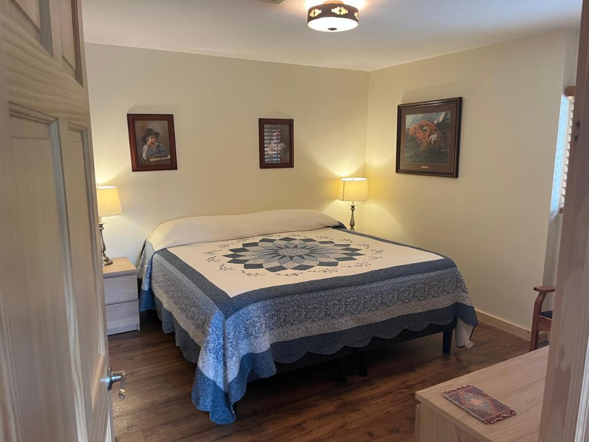 Creekside Downtown Vacation Suites, Only Adults 25 Or Older Buffalo Eksteriør billede